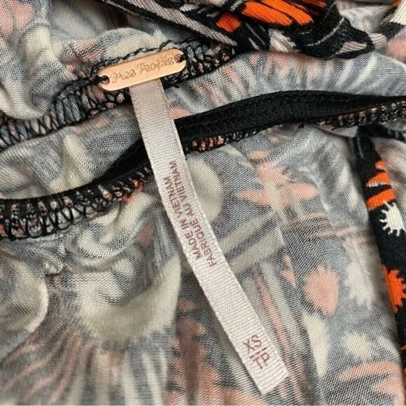 NEW Free People Daria Black Combo All Over Print Halter Maxi Size XS - Picture 8 of 8